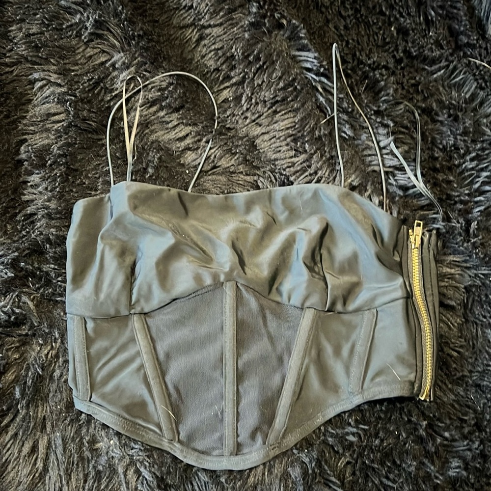 Super cute corset like crop top